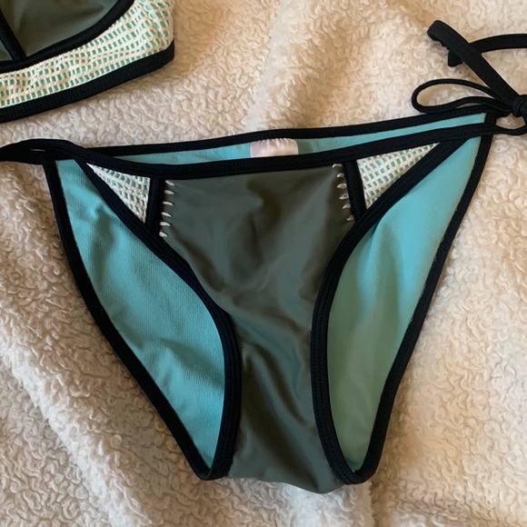 Matching set bikini - Picture 3 of 5